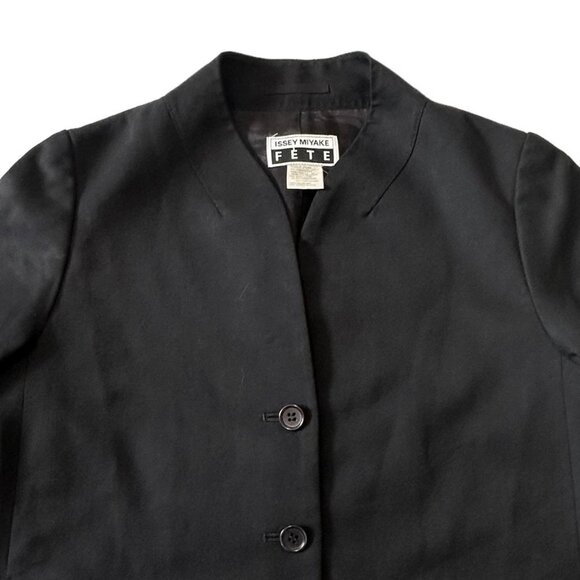 Issey Miyake FÊTE Black Wool Jacket Size 4 Japan Minimalist Collarless Blazer - Picture 6 of 16